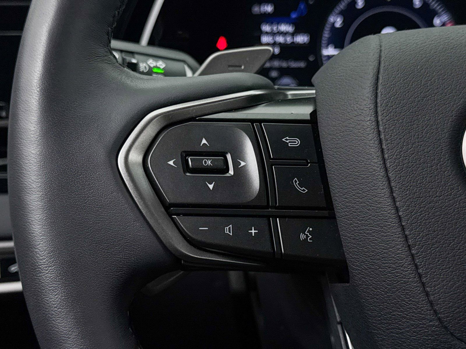 Used 2024 Lexus RX 350 FWD w/ Technology Package image 36