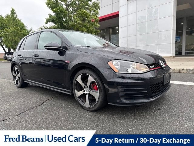 Used 2015 Volkswagen GTI S FWD image 2