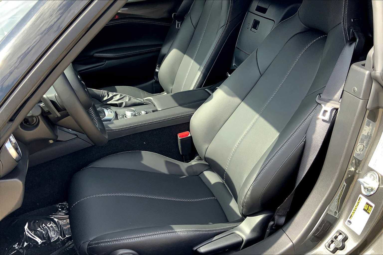 New 2025 MAZDA MX-5 Miata Grand Touring image 9