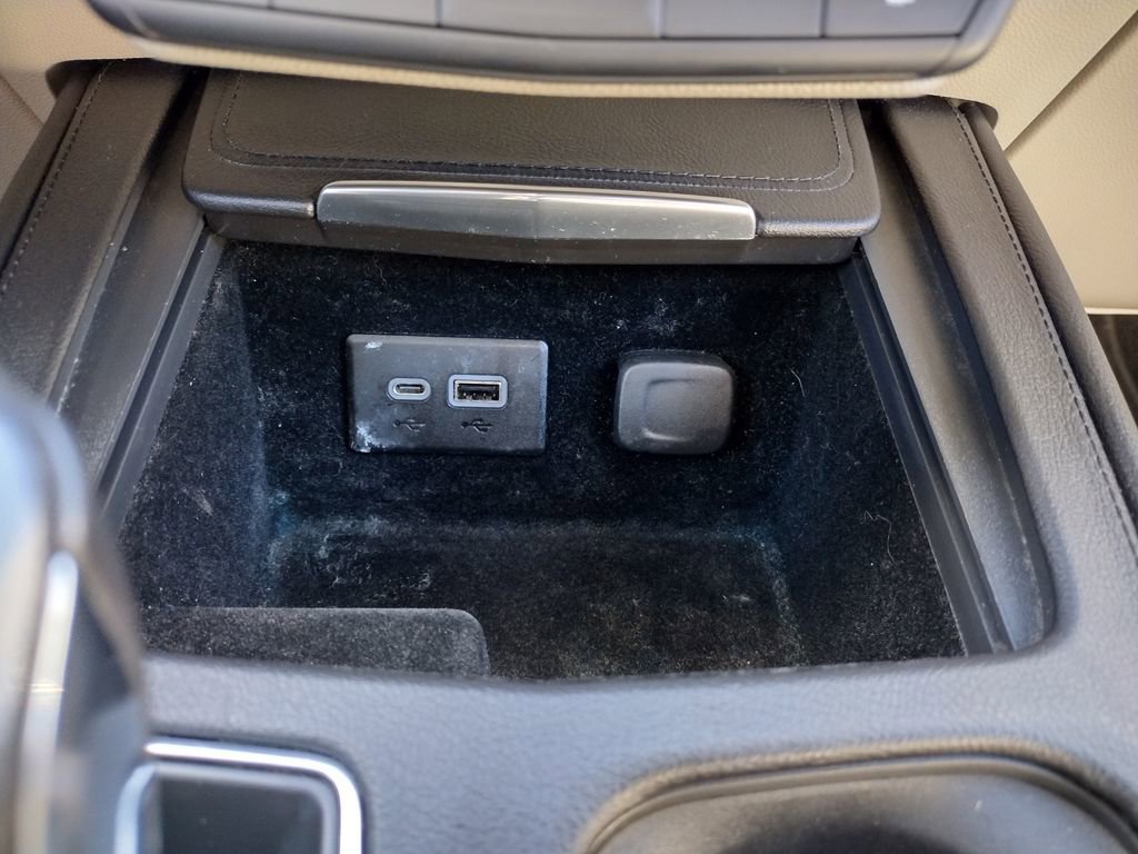 Used 2019 Cadillac XT4 Luxury image 27