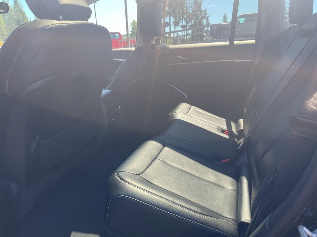 Used 2023 Jeep Grand Cherokee 4WD 4xe image 23