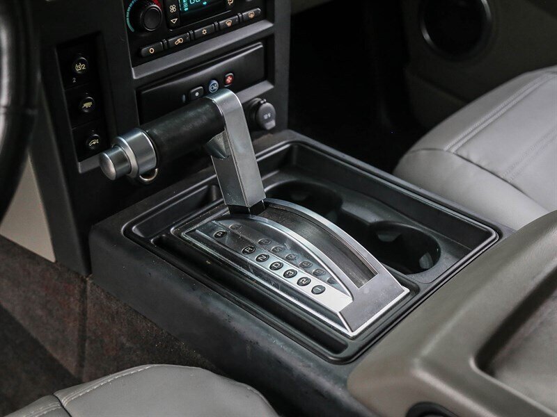 Used 2005 HUMMER H2 w/ Preferred Equipment Group AWD/4WD image 26