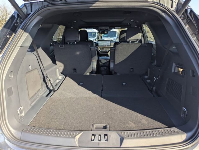 New 2026 Ford Explorer Tremor w/ Tremor Ultimate Package AWD/4WD image 6