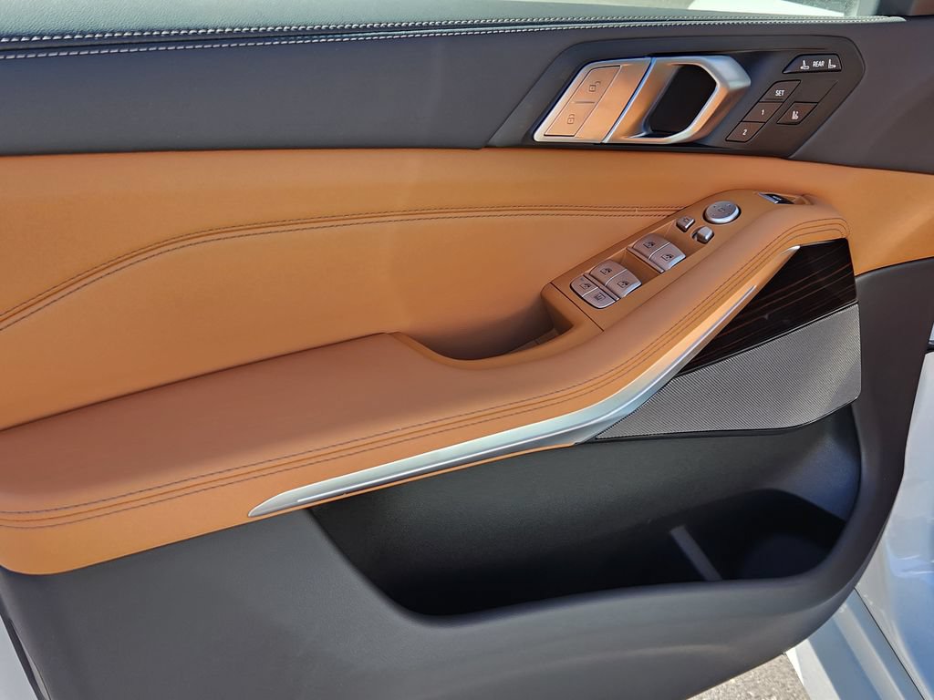New 2027 BMW X7 xDrive40i AWD/4WD image 8
