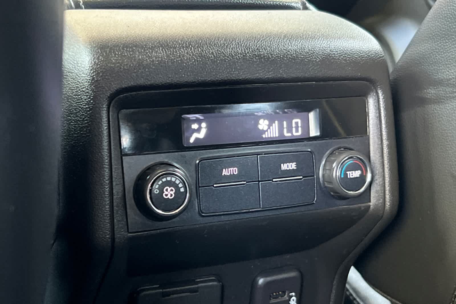 Used 2019 GMC Acadia SLT w/ Black Edition AWD/4WD image 14