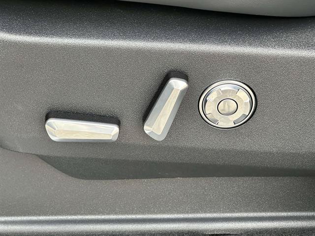 New 2027 Lincoln Navigator Reserve w/ Jet Appearance Package AWD/4WD image 14