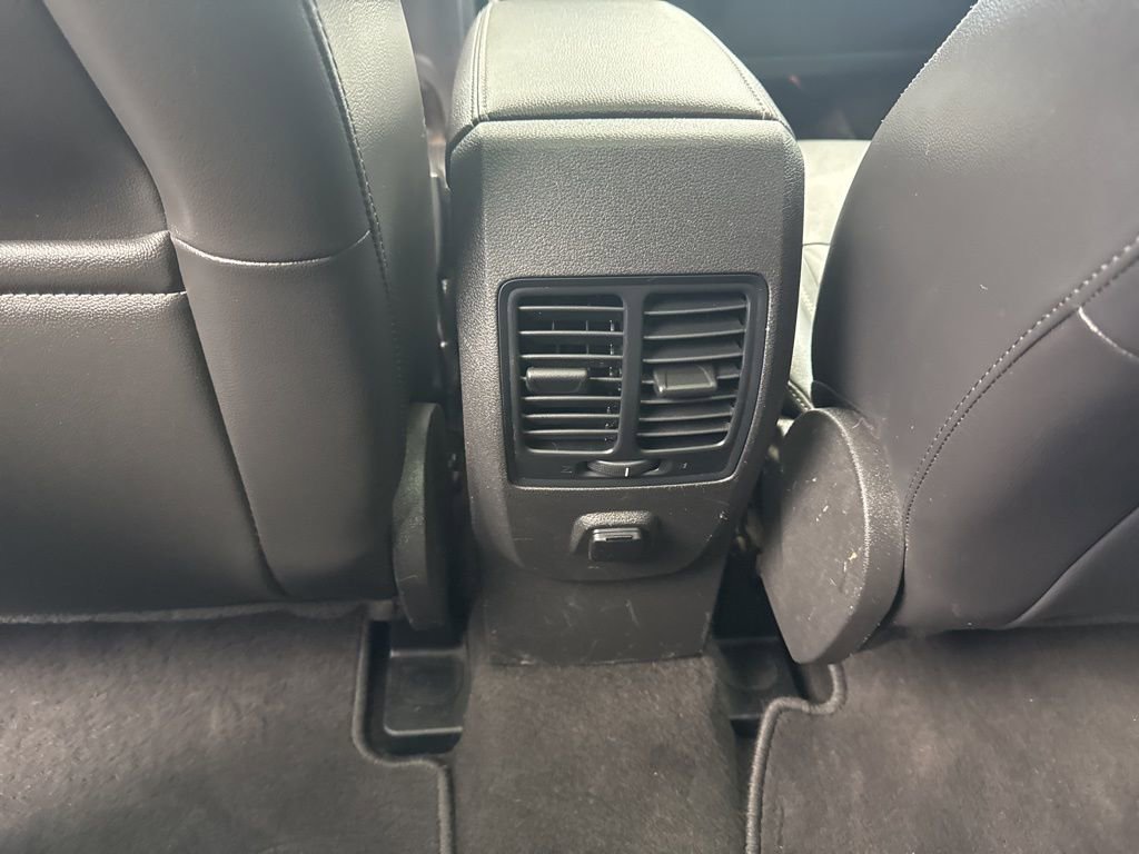 Used 2018 Ford Escape SEL w/ Canadian Touring Package image 30