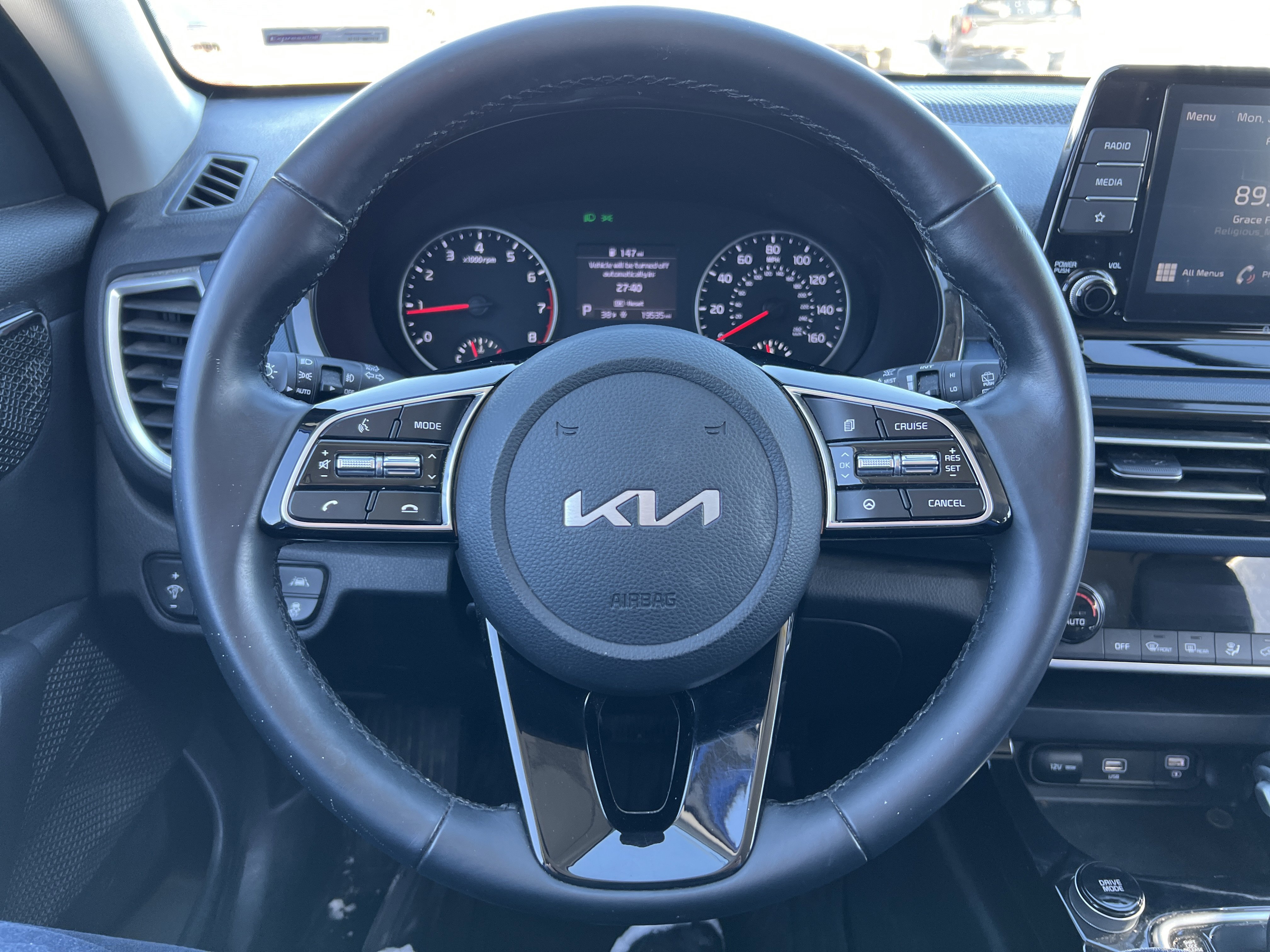 Used 2023 Kia Seltos S image 27