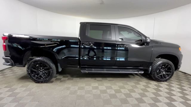 Used 2023 Chevrolet Silverado 1500 LT Trail Boss w/ LT Trail Boss Premium Package AWD/4WD image 3