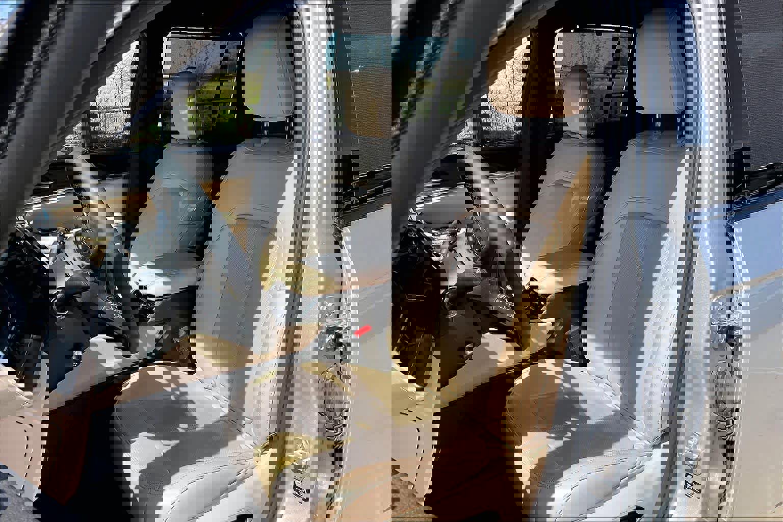 Used 2022 Jeep Grand Cherokee Limited 4xe w/ Luxury Tech Group II image 8