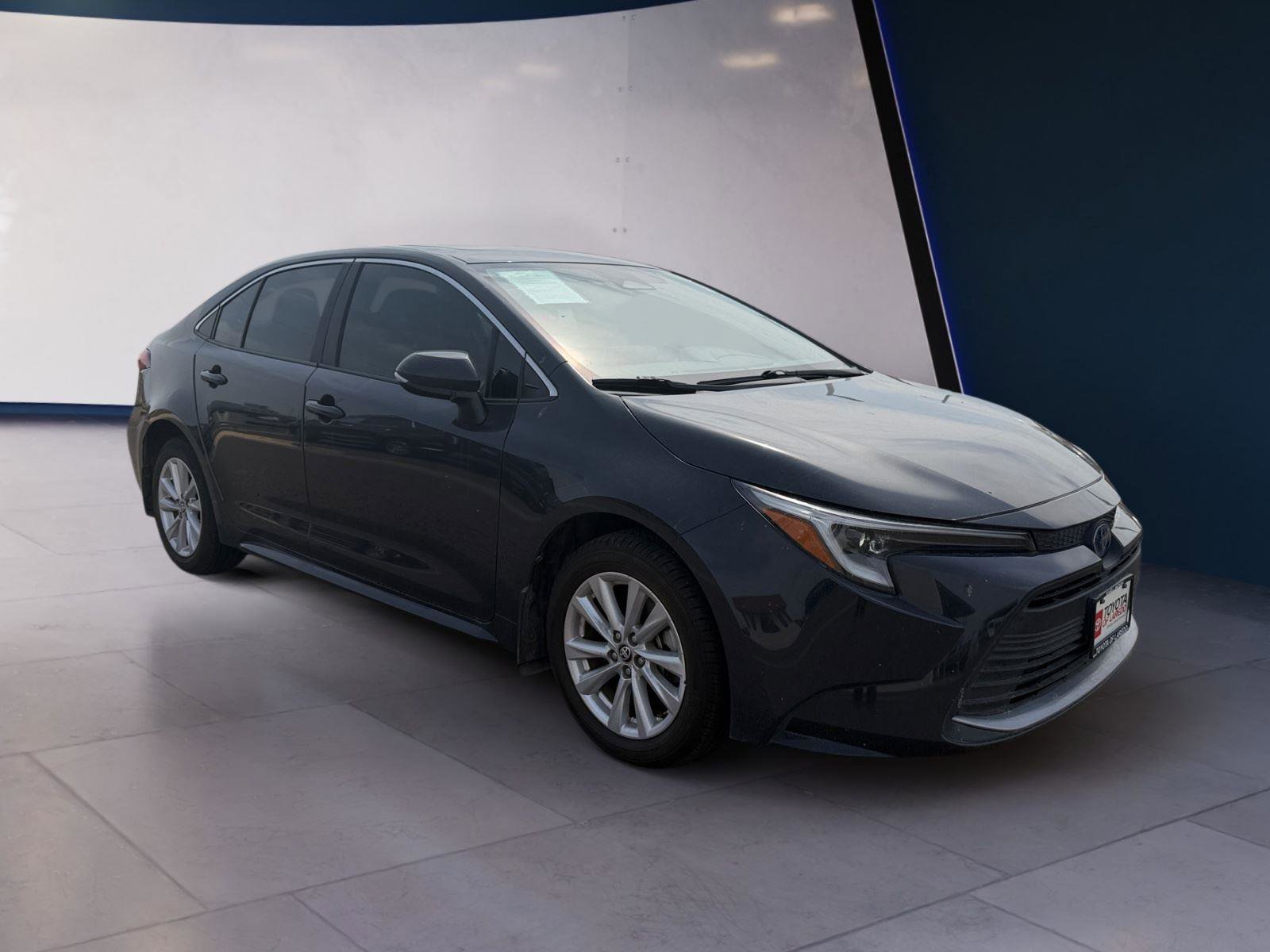 Used 2024 Toyota Corolla XLE image 7