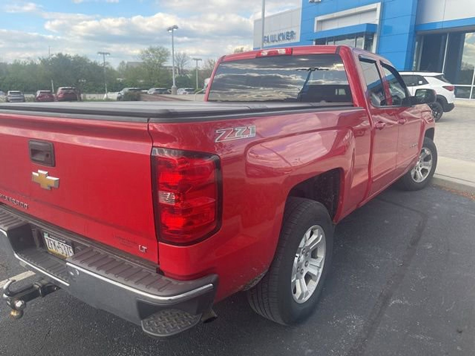 Used 2015 Chevrolet Silverado 1500 LT w/ All Star Edition AWD/4WD image 4