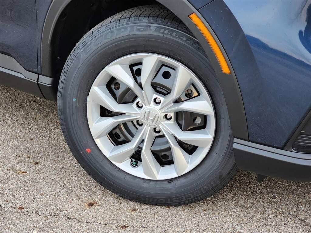 Used 2024 Honda CR-V LX image 15