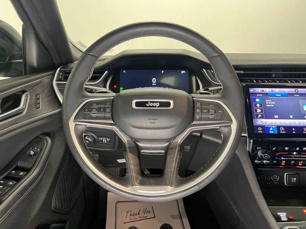 Used 2024 Jeep Grand Cherokee L Limited w/ Luxury Tech Group II image 15