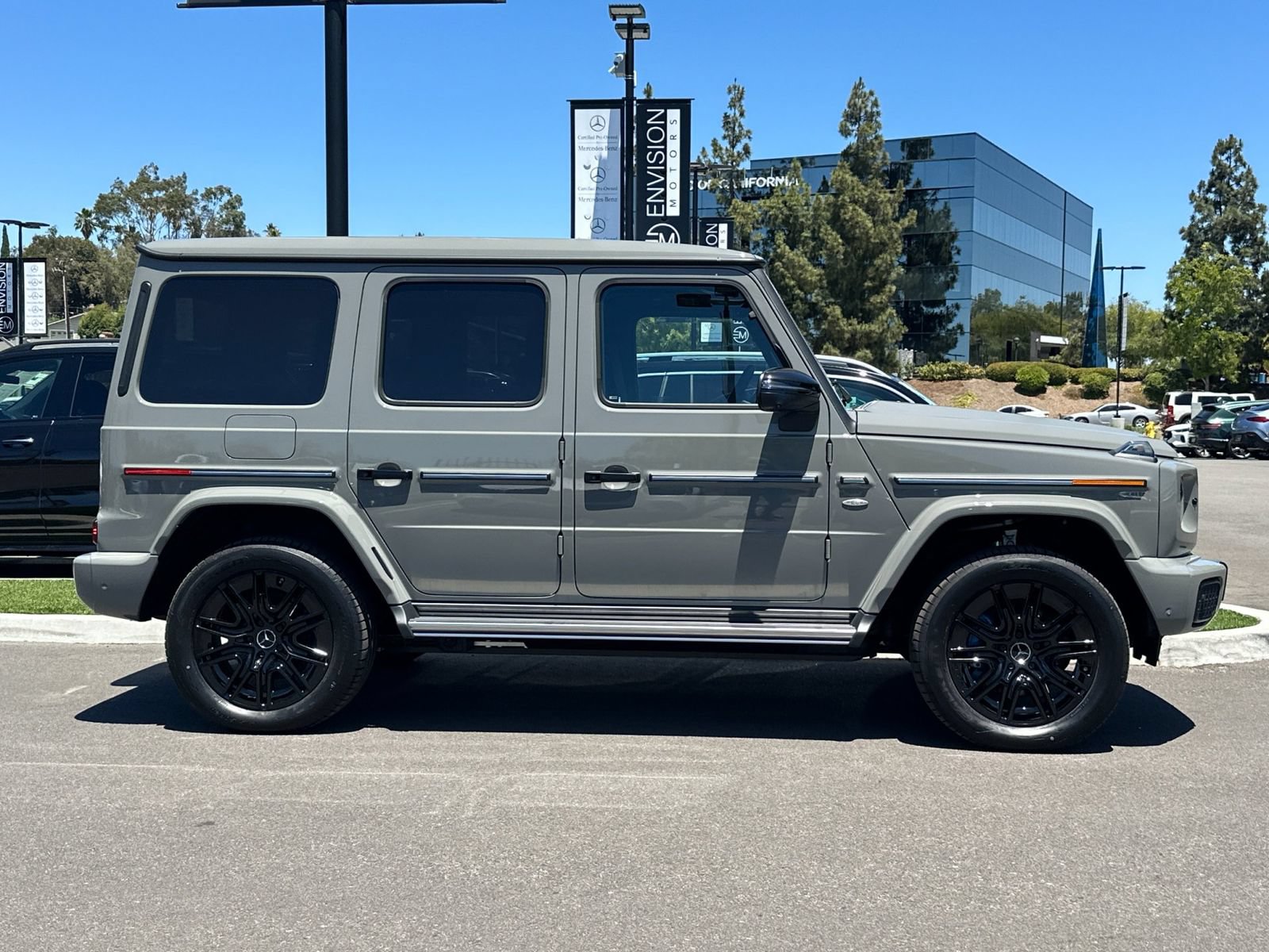 New 2025 Mercedes-Benz G 580 w/ EQ Technology image 2