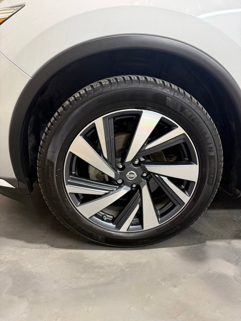 Used 2017 Nissan Murano Platinum w/ Platinum Technology Package AWD/4WD image 4