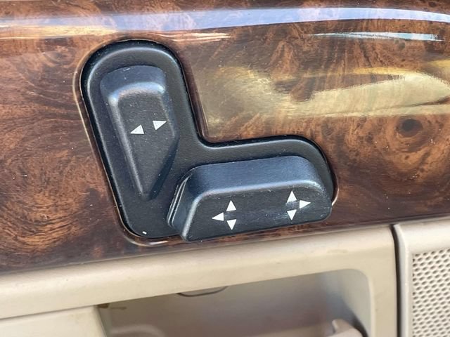 Used 2004 Mercury Grand Marquis LS RWD image 18
