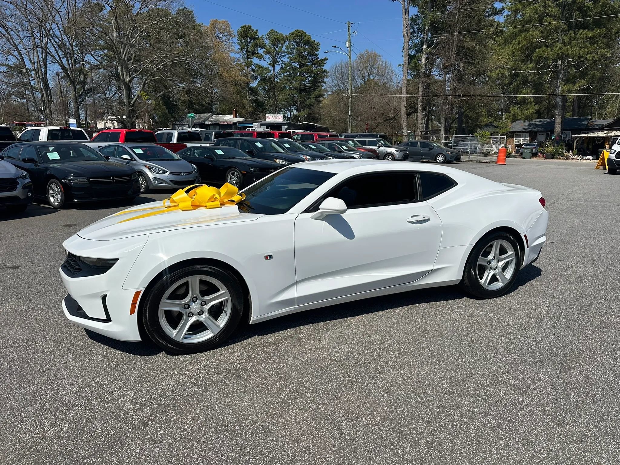 Used 2019 Chevrolet Camaro LT image 4