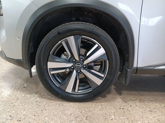 Certified 2023 Nissan Rogue SL w/ SL Premium Package image 38