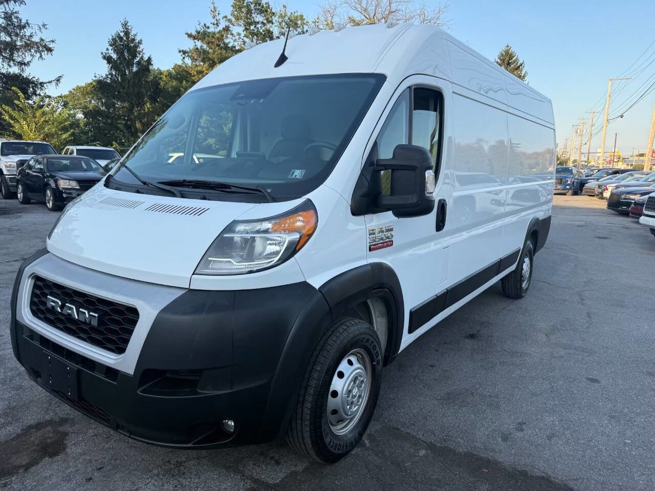 Used 2022 RAM ProMaster 3500 w/ Premium Convenience Group image 2