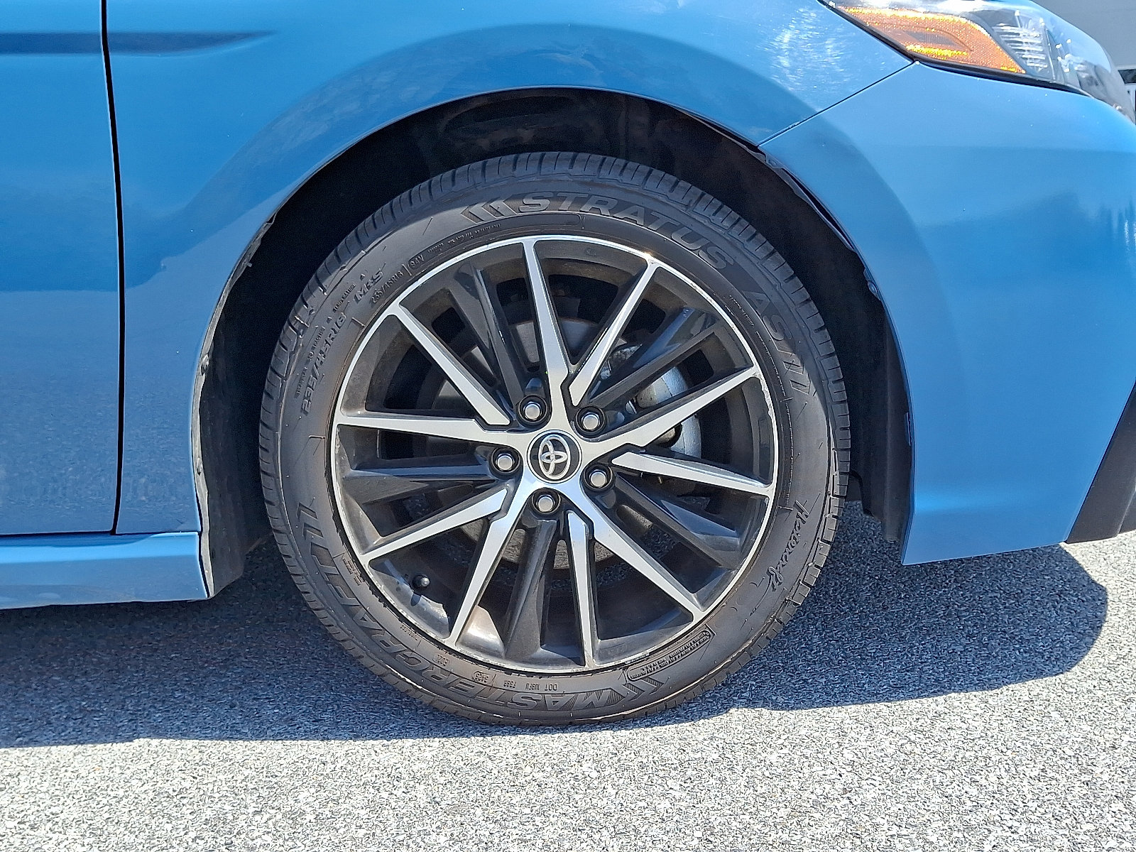 Used 2024 Toyota Camry SE FWD image 9