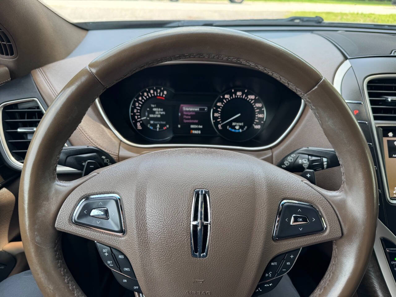 Used 2018 Lincoln MKX Reserve w/ Lincoln MKX Climate Package FWD image 25