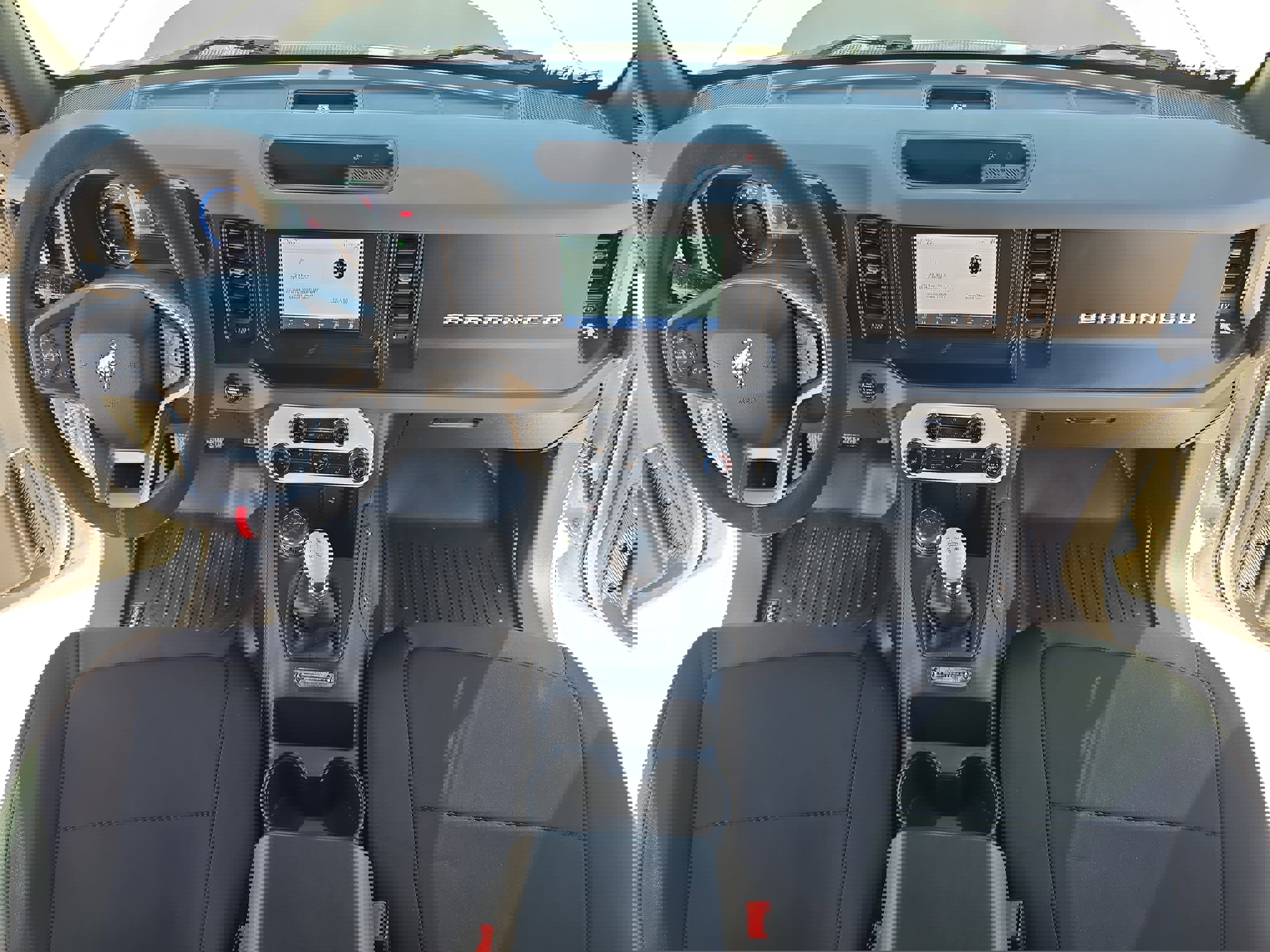 Used 2022 Ford Bronco 2-Door image 9