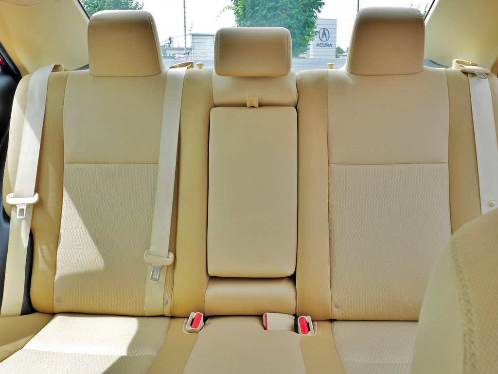 Used 2017 Toyota Corolla LE FWD image 30