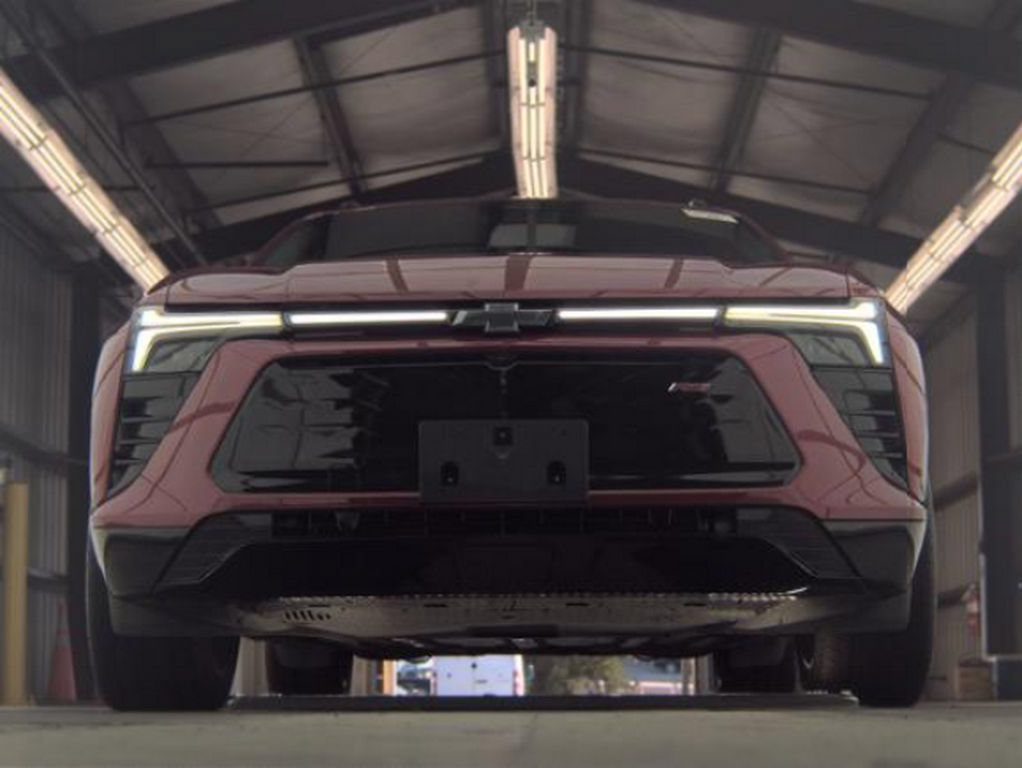Used 2024 Chevrolet Blazer EV RS AWD/4WD image 4