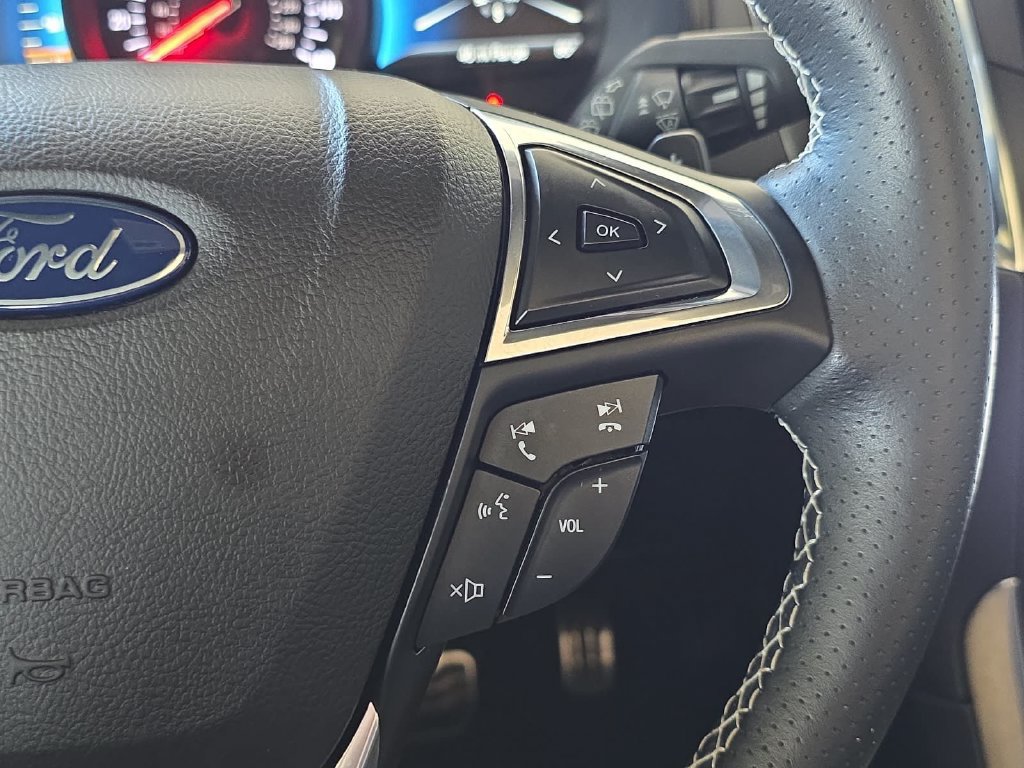Used 2024 Ford Edge ST w/ Equipment Group 401A AWD/4WD image 17