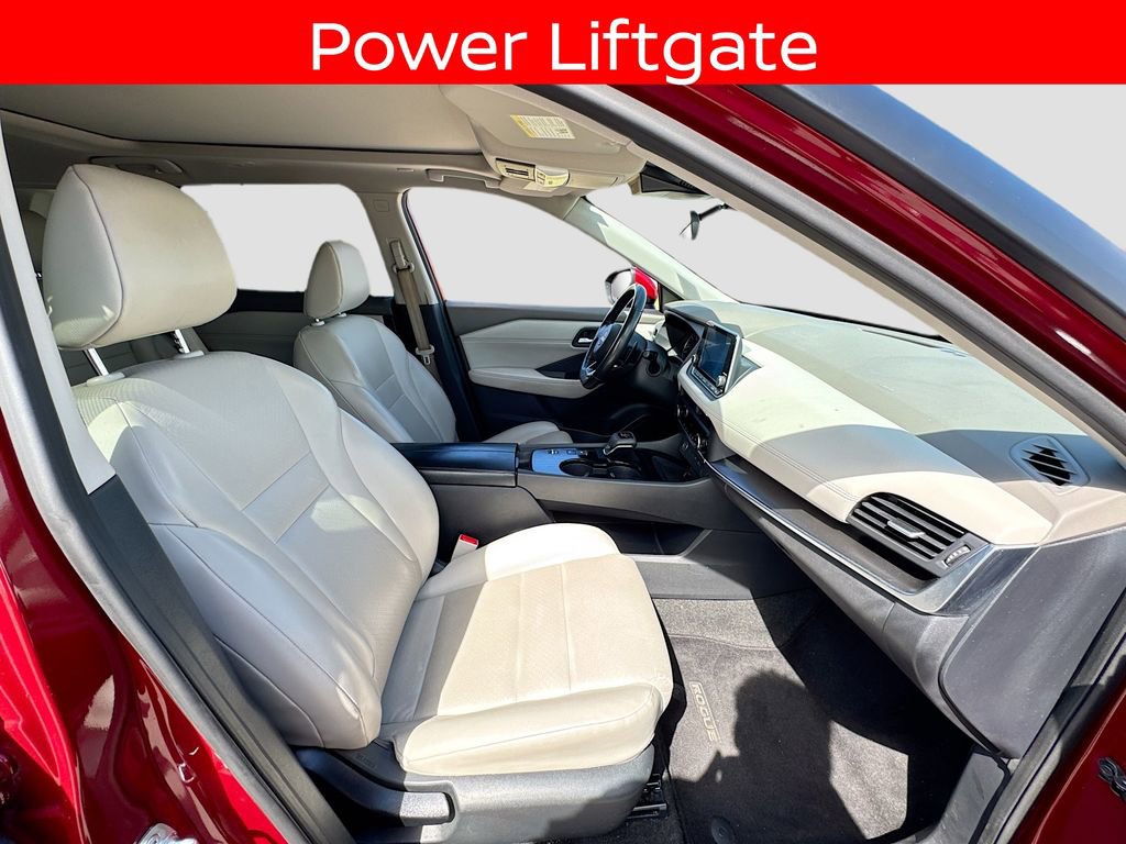 Used 2023 Nissan Rogue SV w/ SV Premium B Package image 13