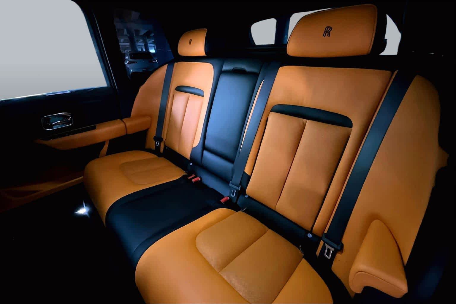 Used 2022 Rolls-Royce Cullinan AWD/4WD image 19