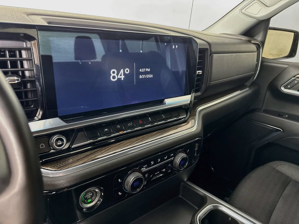 Used 2023 Chevrolet Silverado 1500 RST AWD/4WD image 17