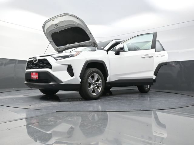 Used 2024 Toyota RAV4 XLE image 21