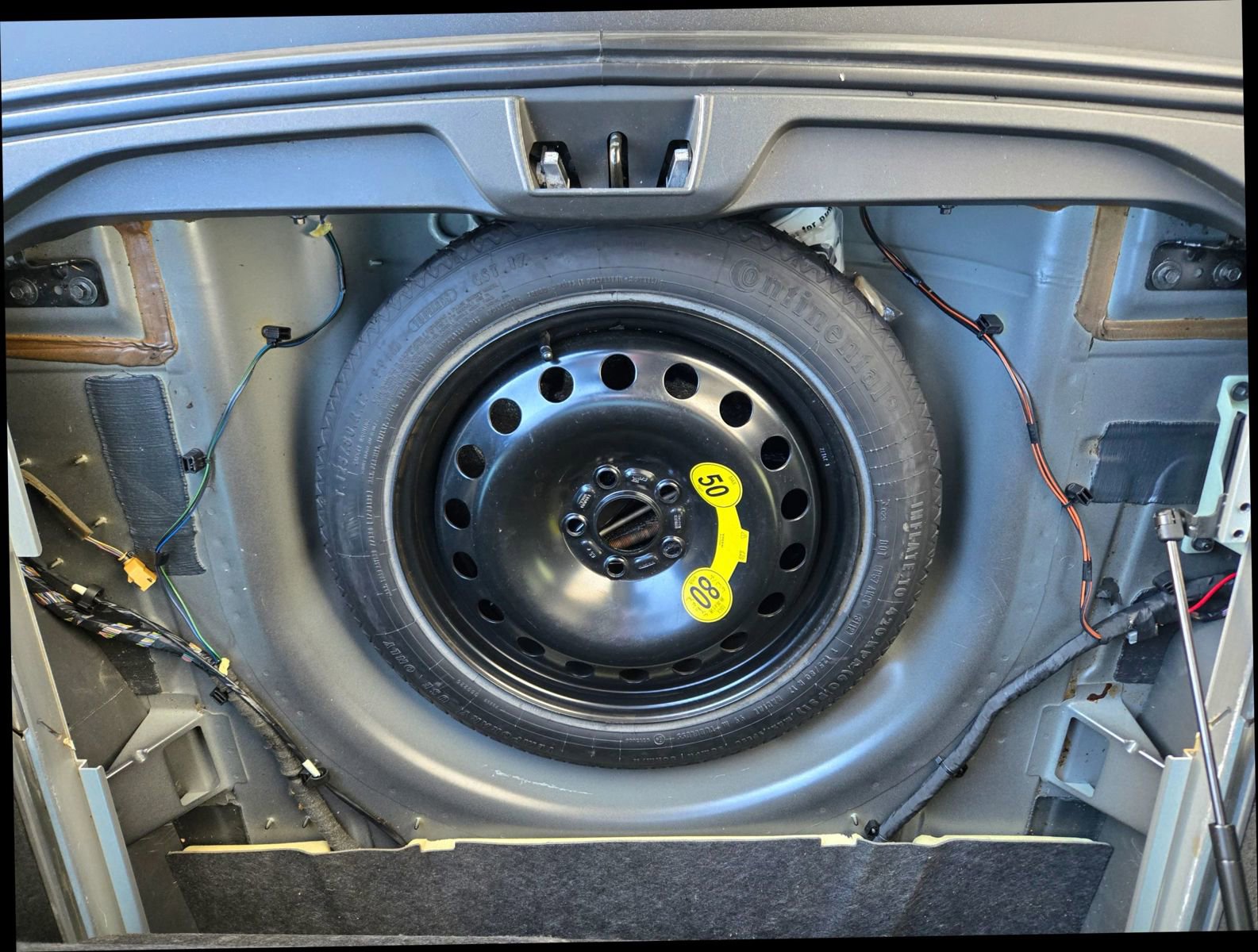 Used 2013 Volvo XC70 3.2 image 17