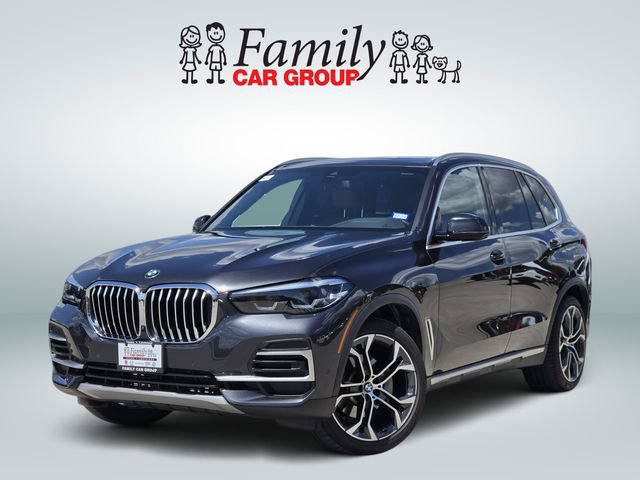 Used 2023 BMW X5 sDrive40i w/ Parking Assistance Package RWD video 1