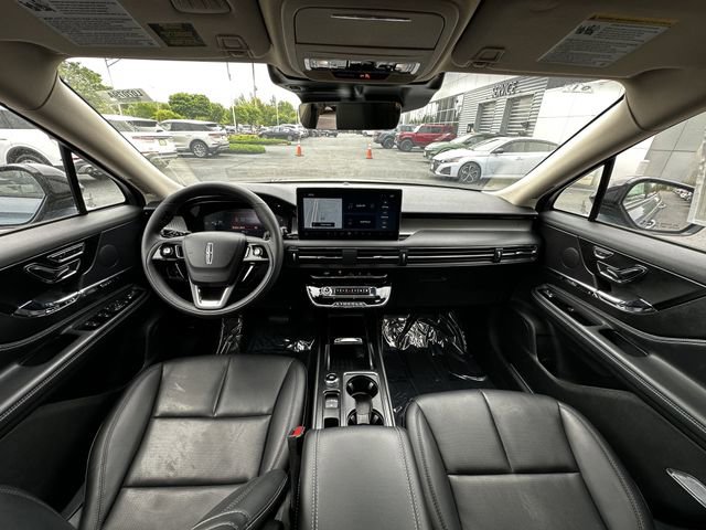 Certified 2024 Lincoln Corsair AWD w/ Equipment Group 101A image 3