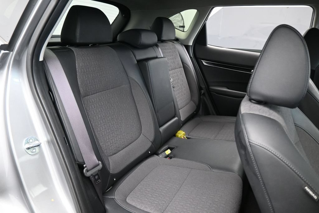 Used 2024 Kia Seltos S FWD image 43
