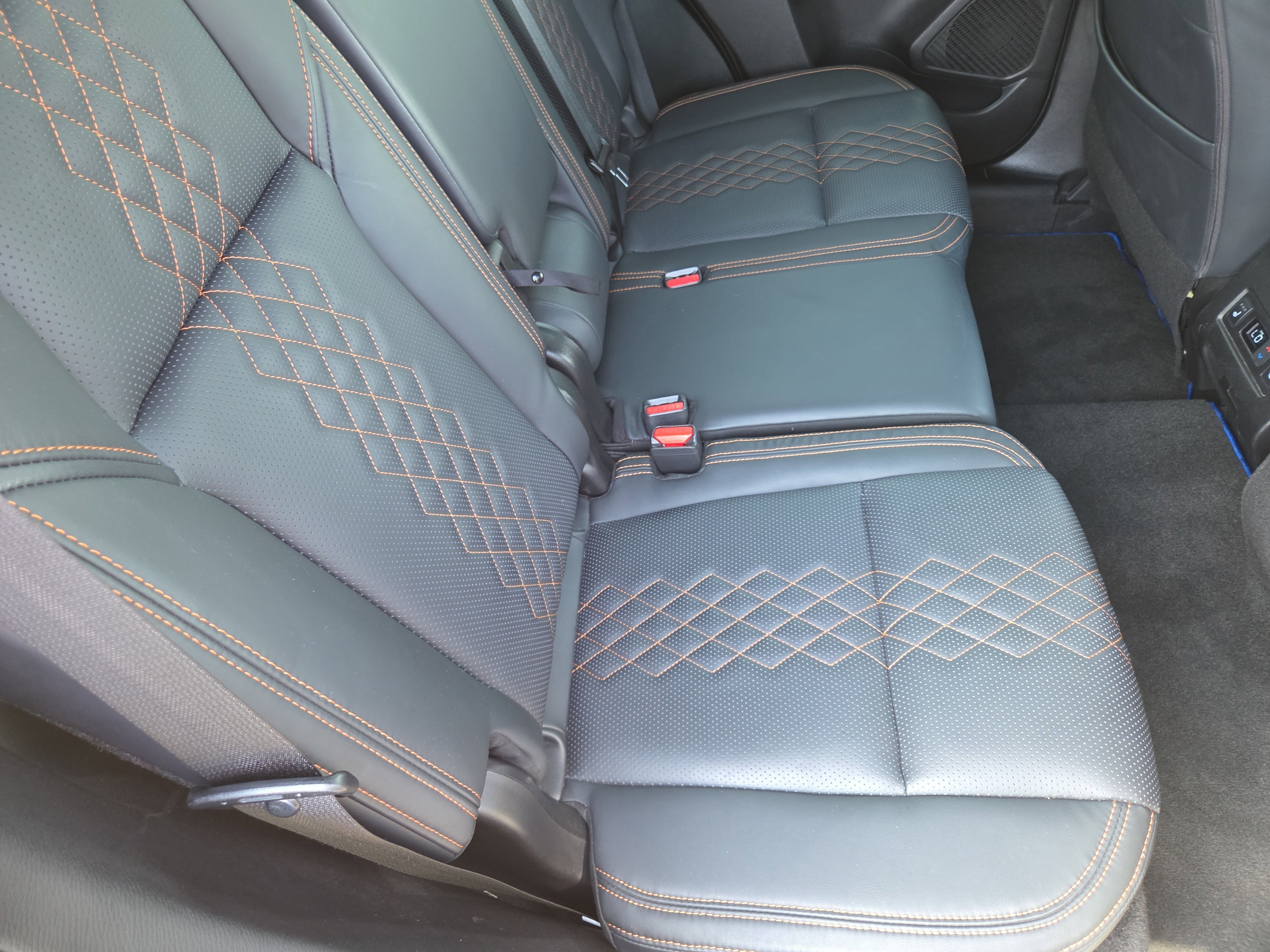 Used 2023 Mitsubishi Outlander SEL image 20