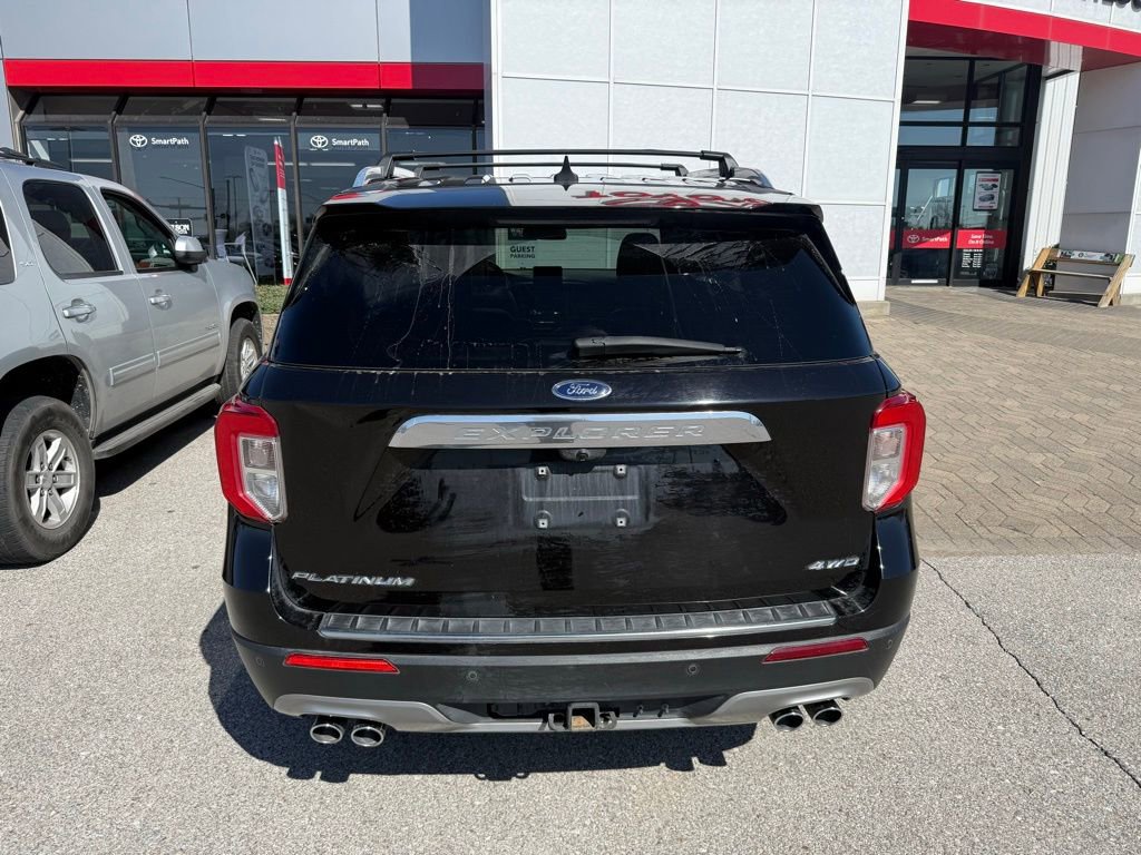Used 2022 Ford Explorer Platinum w/ Equipment Group 601A AWD/4WD image 4