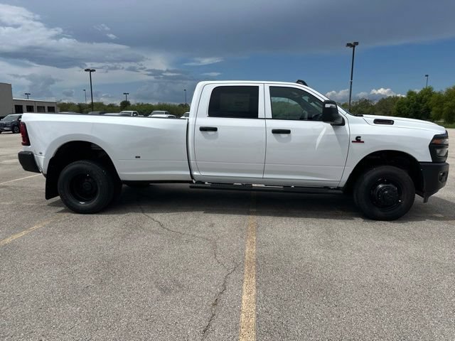 New 2027 RAM 3500 Tradesman AWD/4WD image 6