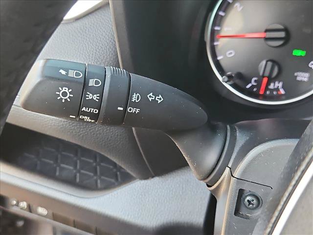 Used 2021 Toyota RAV4 XLE Premium FWD image 16
