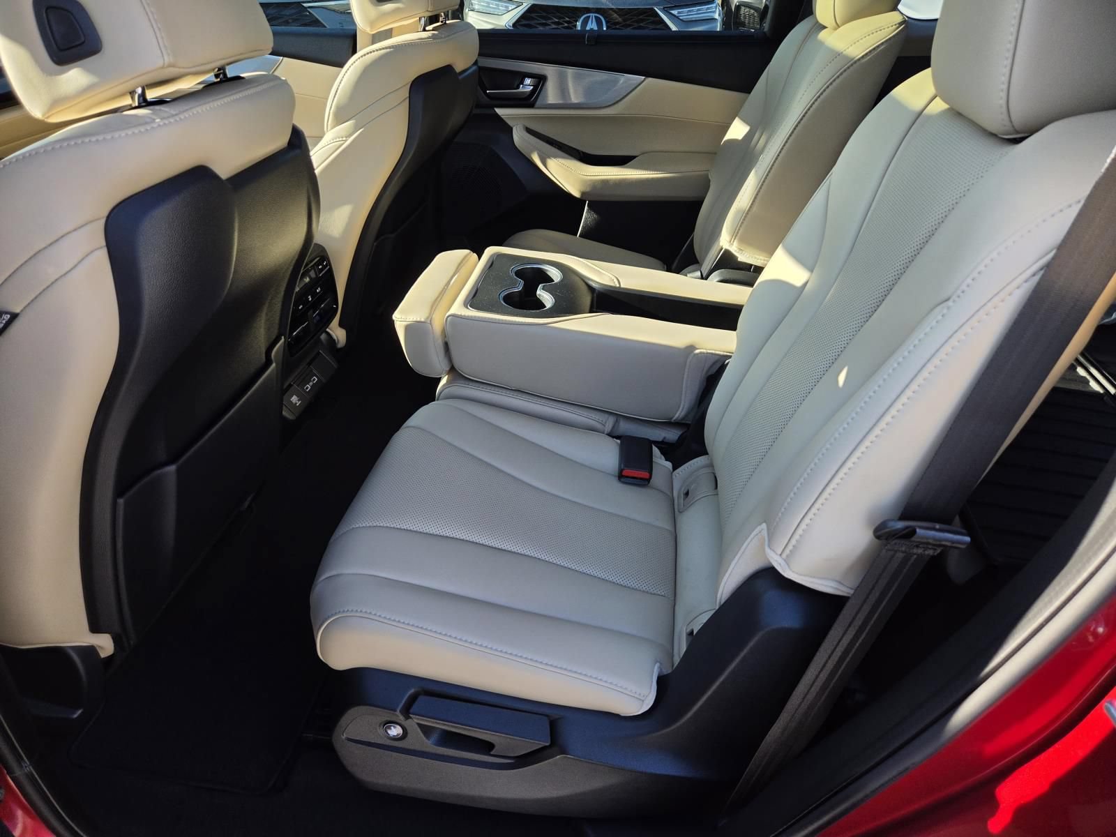 Used 2024 Acura MDX w/ Technology Package AWD/4WD image 13