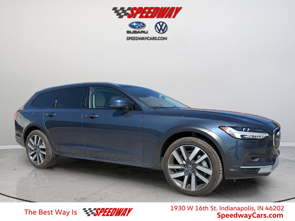 Used 2025 Volvo V90 B6 Cross Country Plus w/ Climate Package