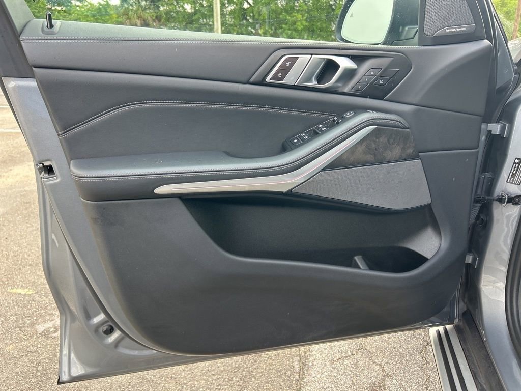 Used 2024 BMW X5 xDrive40i image 38