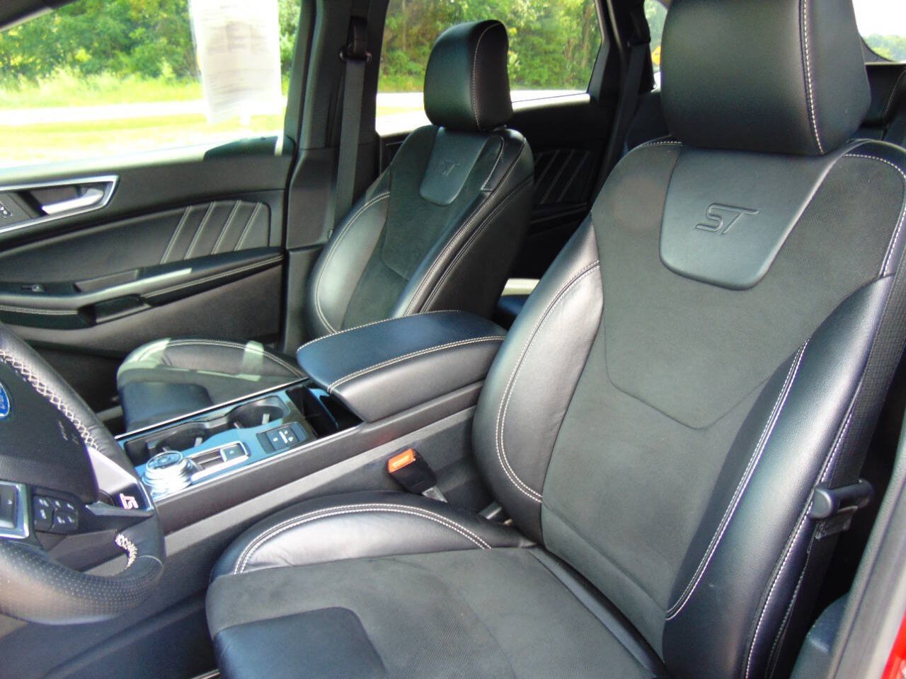 Used 2020 Ford Edge ST w/ Equipment Group 401A AWD/4WD image 8