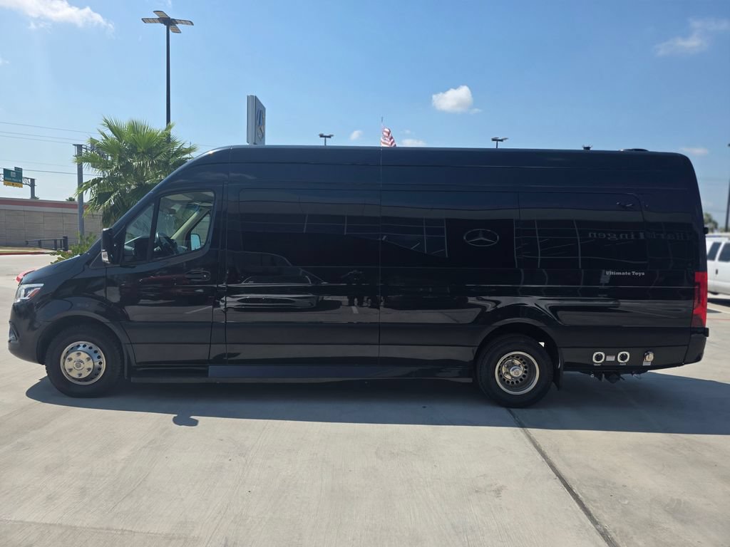 Used 2020 Mercedes-Benz Sprinter 3500 image 5