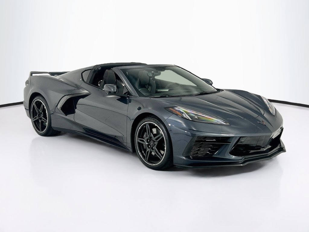 Used 2021 Chevrolet Corvette Stingray Premium Cpe w/ Z51 Performance Package RWD image 3