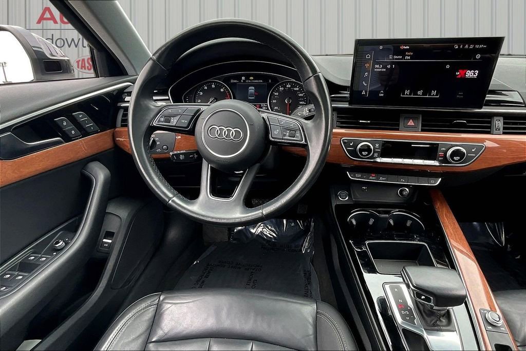 Used 2023 Audi A4 2.0T Premium w/ Convenience Package image 8