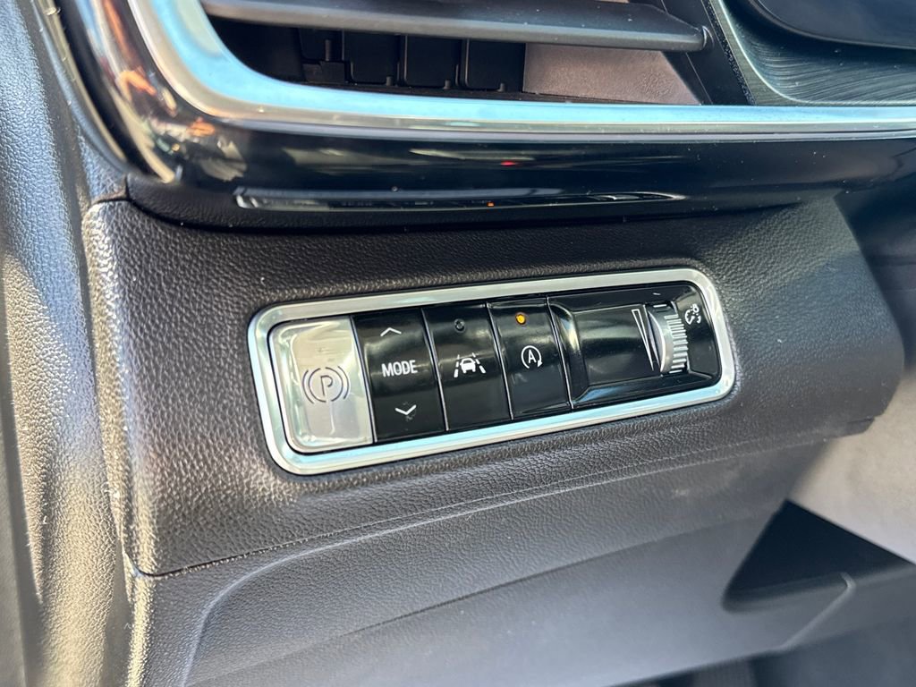 Used 2024 Buick Envision Preferred AWD/4WD image 34